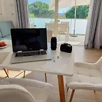 Appartement Hespera, élégant Classé 3 étoiles, Vue Mer, Accès Direct, Parking Privé