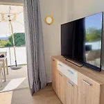 Hespera, élégant Classé 3 étoiles, Vue Mer, Accès Direct, Parking Privé Appartement