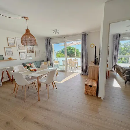 Hespera, élégant Classé 3 étoiles, Vue Mer, Accès Direct, Parking Privé * Vias